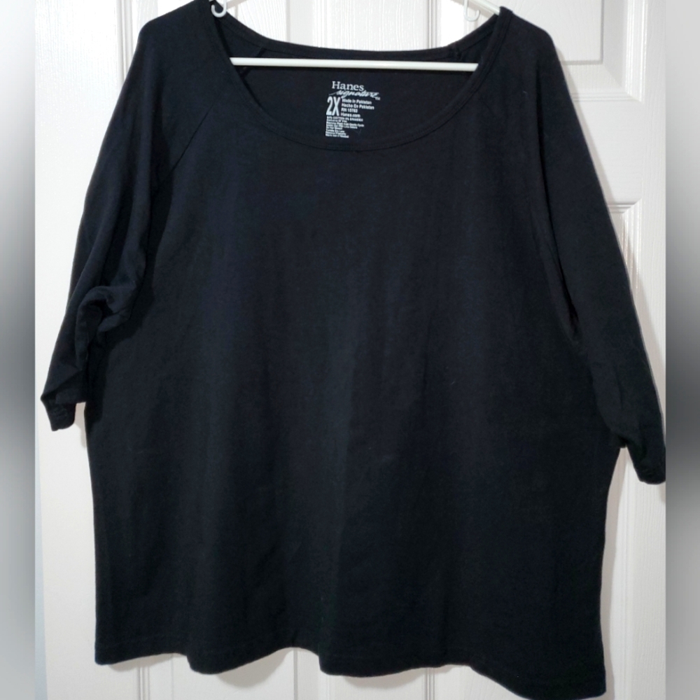 Black tshirt